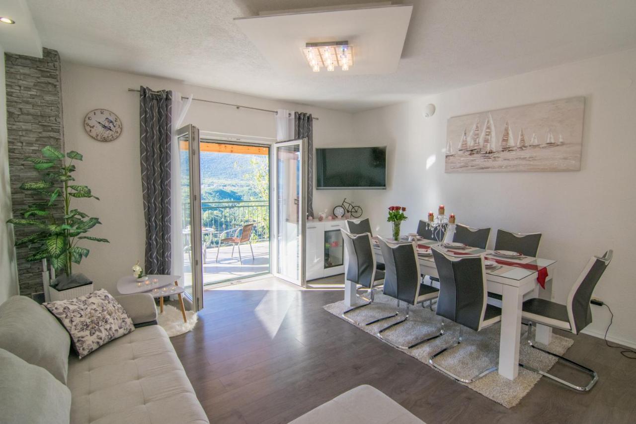 Kostanje Villa Milena With Heated Pool And Jacuzzi מראה חיצוני תמונה