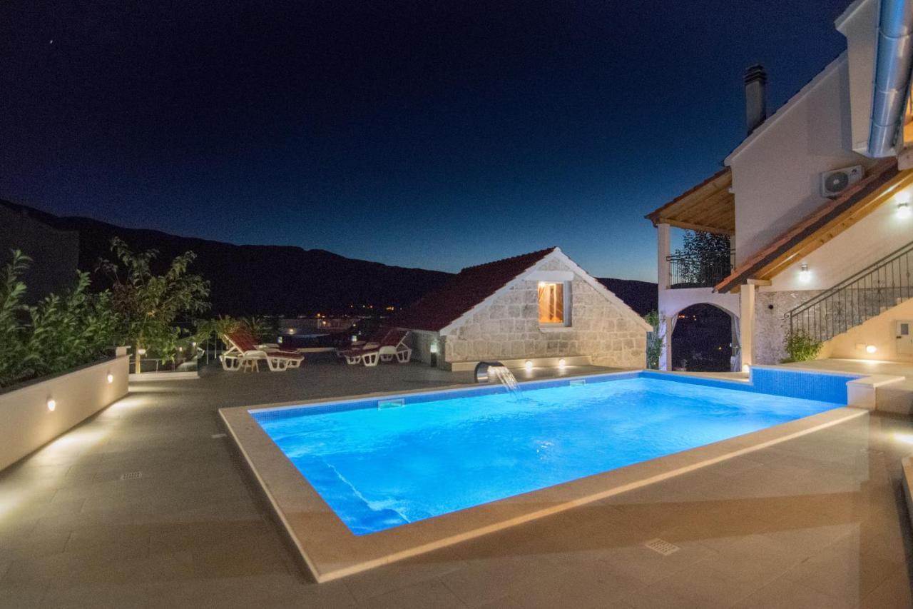 Kostanje Villa Milena With Heated Pool And Jacuzzi מראה חיצוני תמונה