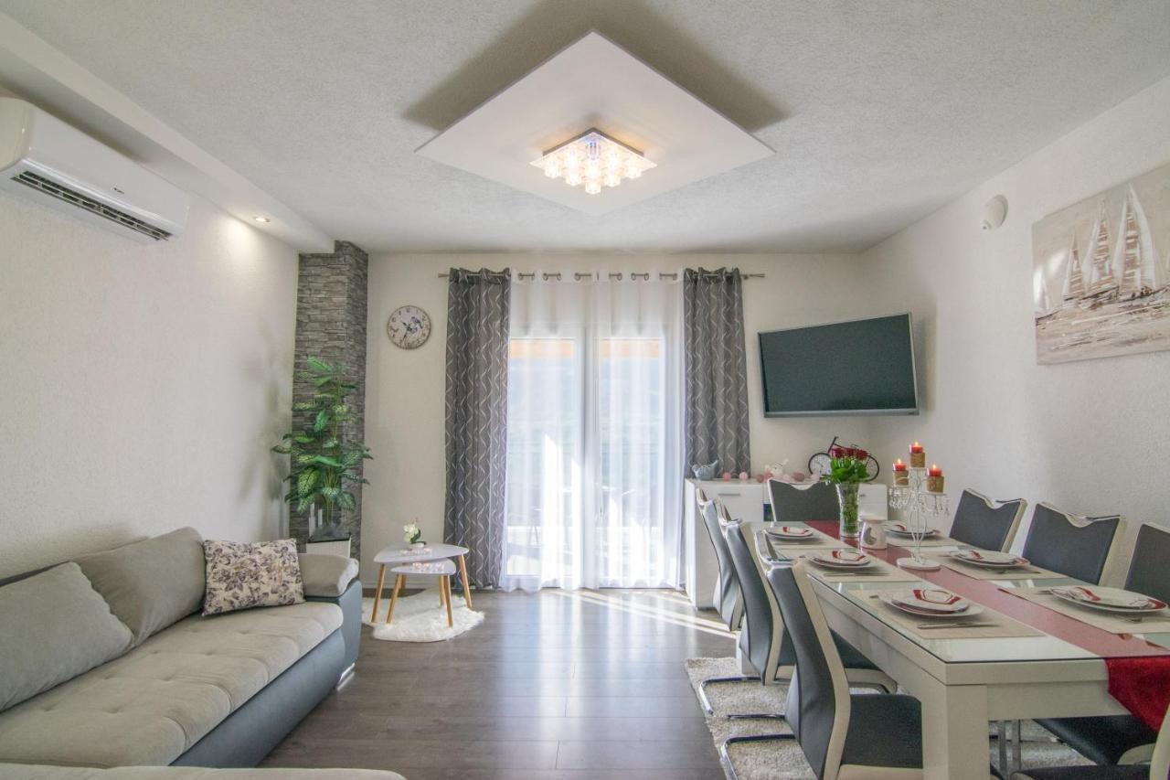 Kostanje Villa Milena With Heated Pool And Jacuzzi מראה חיצוני תמונה