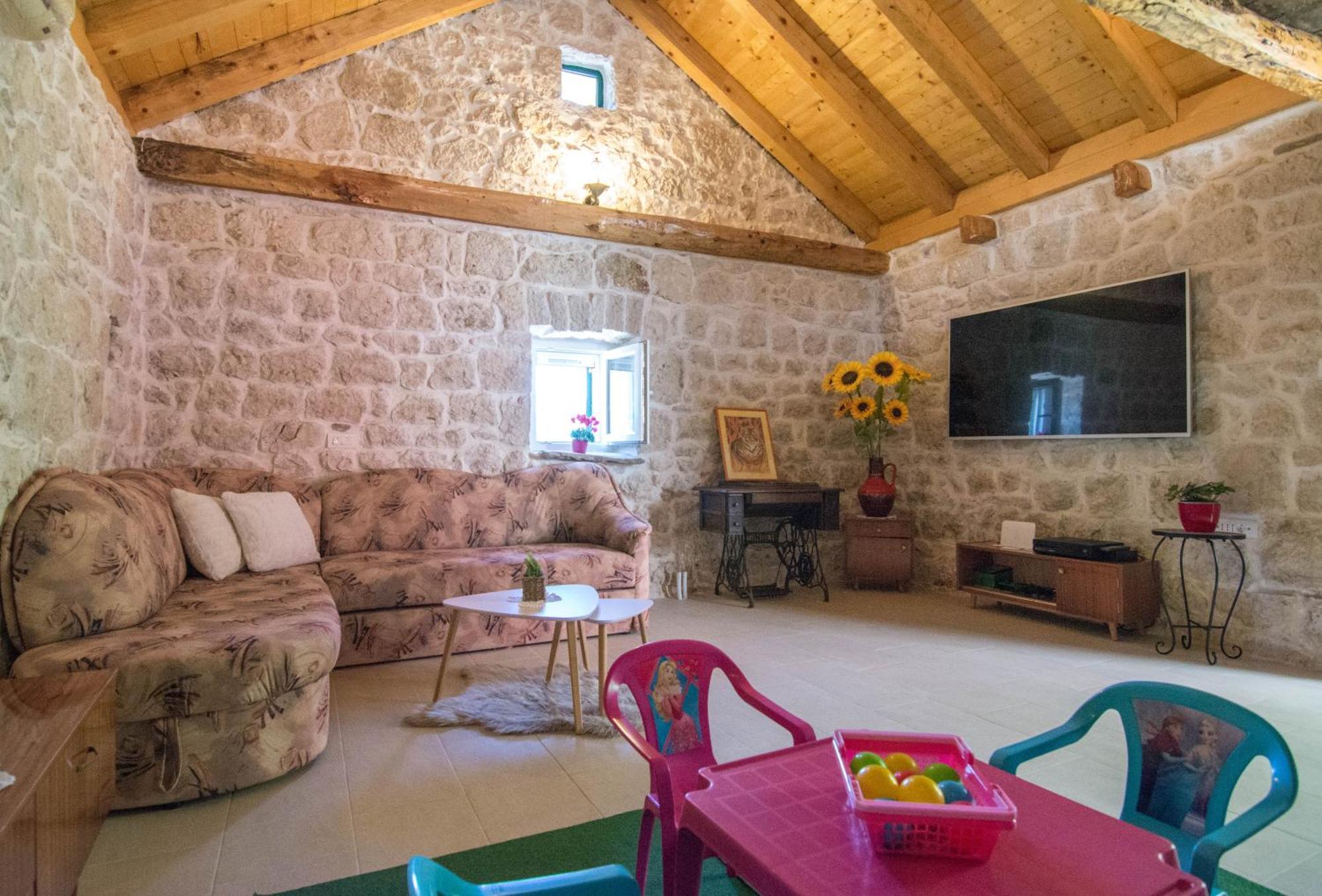 Kostanje Villa Milena With Heated Pool And Jacuzzi מראה חיצוני תמונה